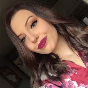 Meet your Posher, Hailey